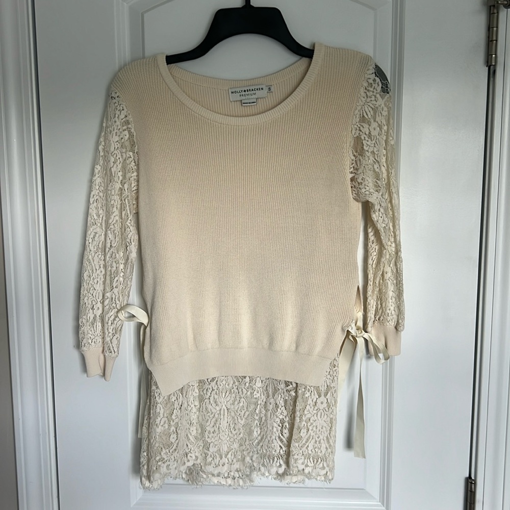Molly Bracken dressy top size Small.  Re-poshing.  New without tags.
